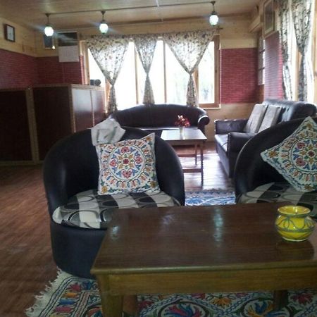 Himalaya House Hotel Pahalgām Kültér fotó