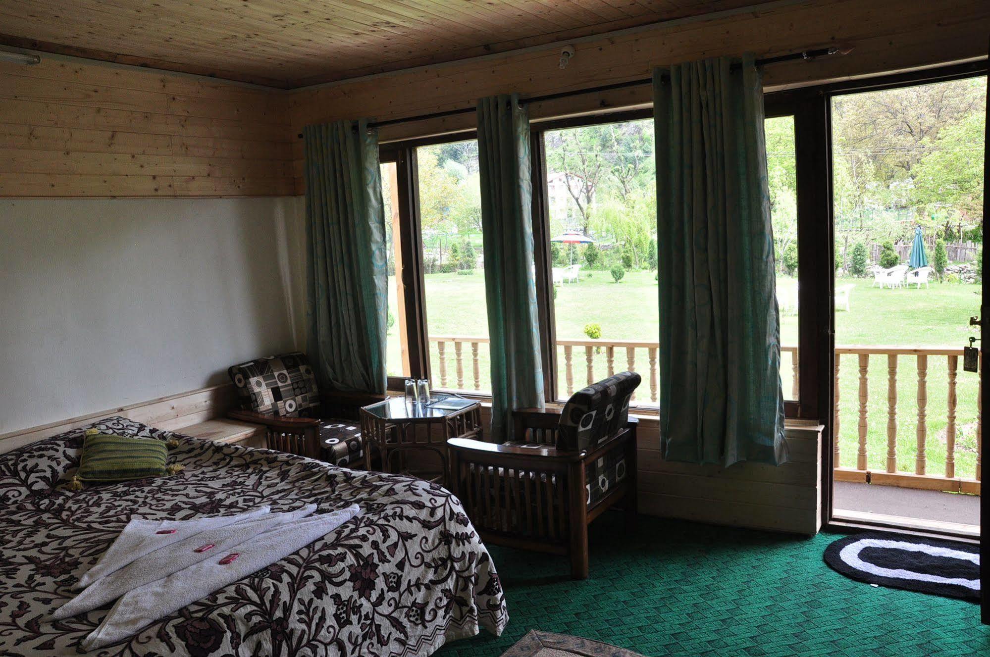 Himalaya House Hotel Pahalgām Kültér fotó