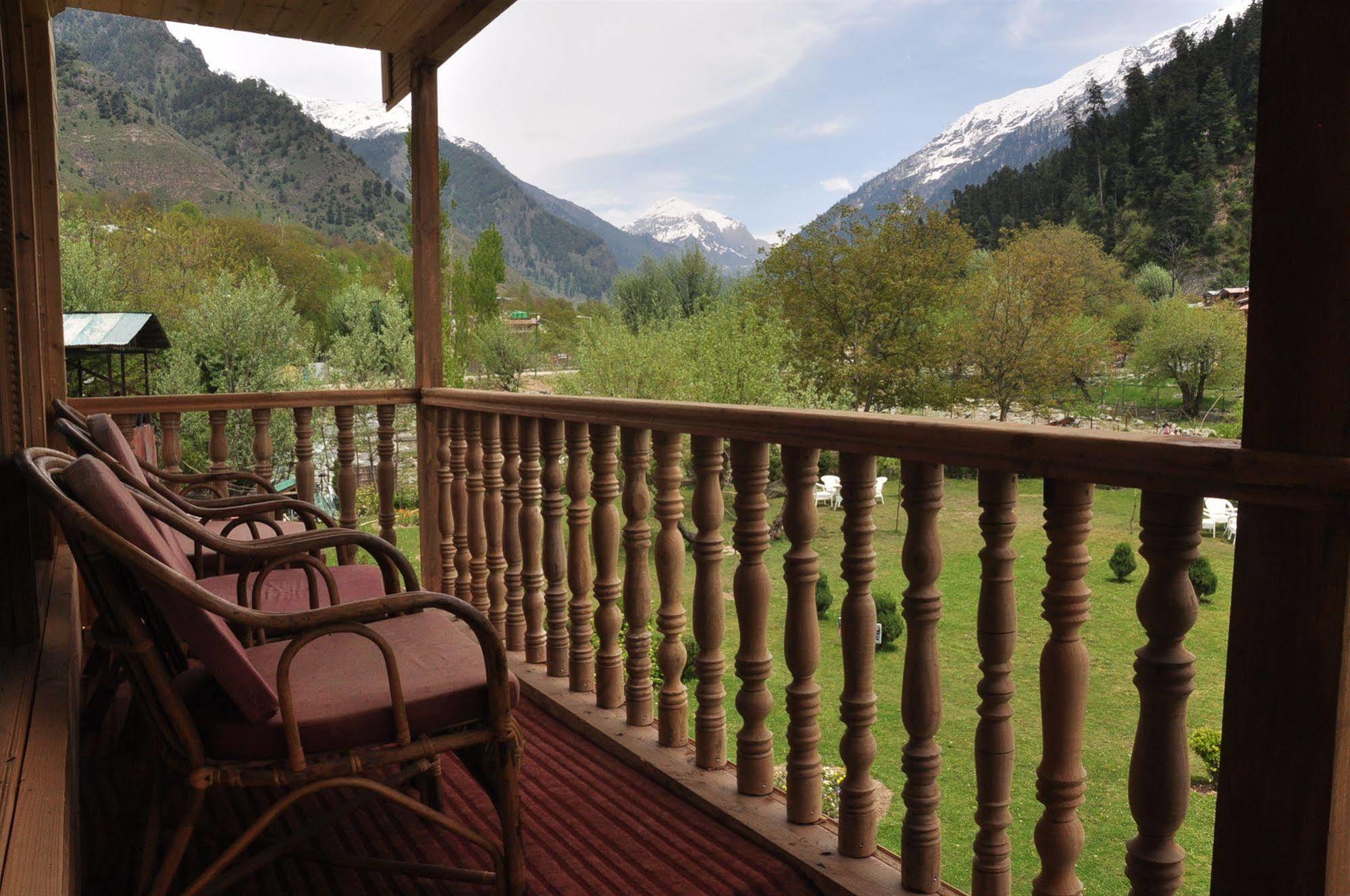 Himalaya House Hotel Pahalgām Kültér fotó