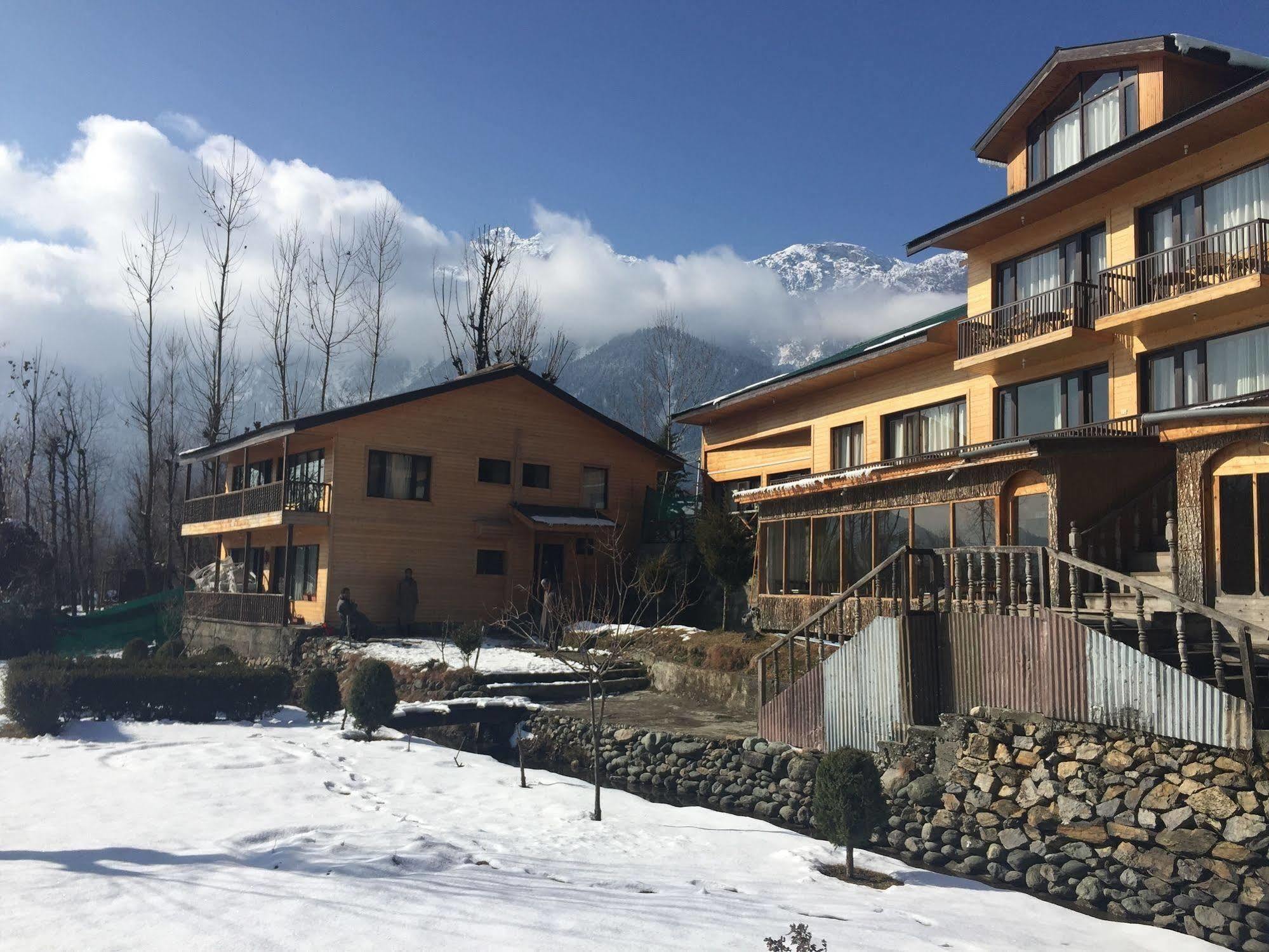 Himalaya House Hotel Pahalgām Kültér fotó